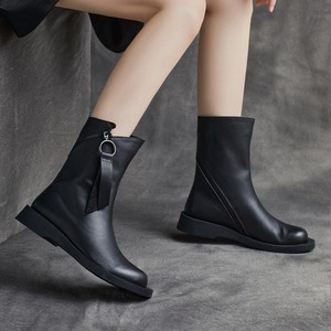 Bottines en cuir de vache à bout rond et talon plat, style britannique, avec fermeture éclair latérale, bottes Martin pour femmes, nouvelle collection automne et hiver - Product Image 3