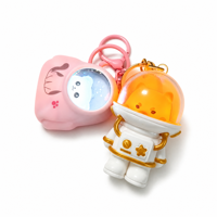 Porte-clés LED miniatures personnalisés lumineux, motifs dessin animé, astronaute, patte de chat, anneaux lumineux, breloques lumineuses pour sacs, cadeaux d'anniversaire pour enfants, vente en gros