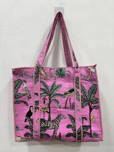 Bolso Tote Acolchado con Estampado de Jungla |   Bolso de Hombro Boho con Estampado Indio para Vacaciones, Viajes, Damas de Honor, Regalo para Mujer - Product Image 5