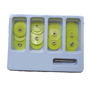 Kit de Matériaux Restaurateurs Dentaires Électriques (Résine et Acier) Disques de Polissage 12mm/14mm 80 pièces + Mandrin Certifié CE Classe II - Product Image 4