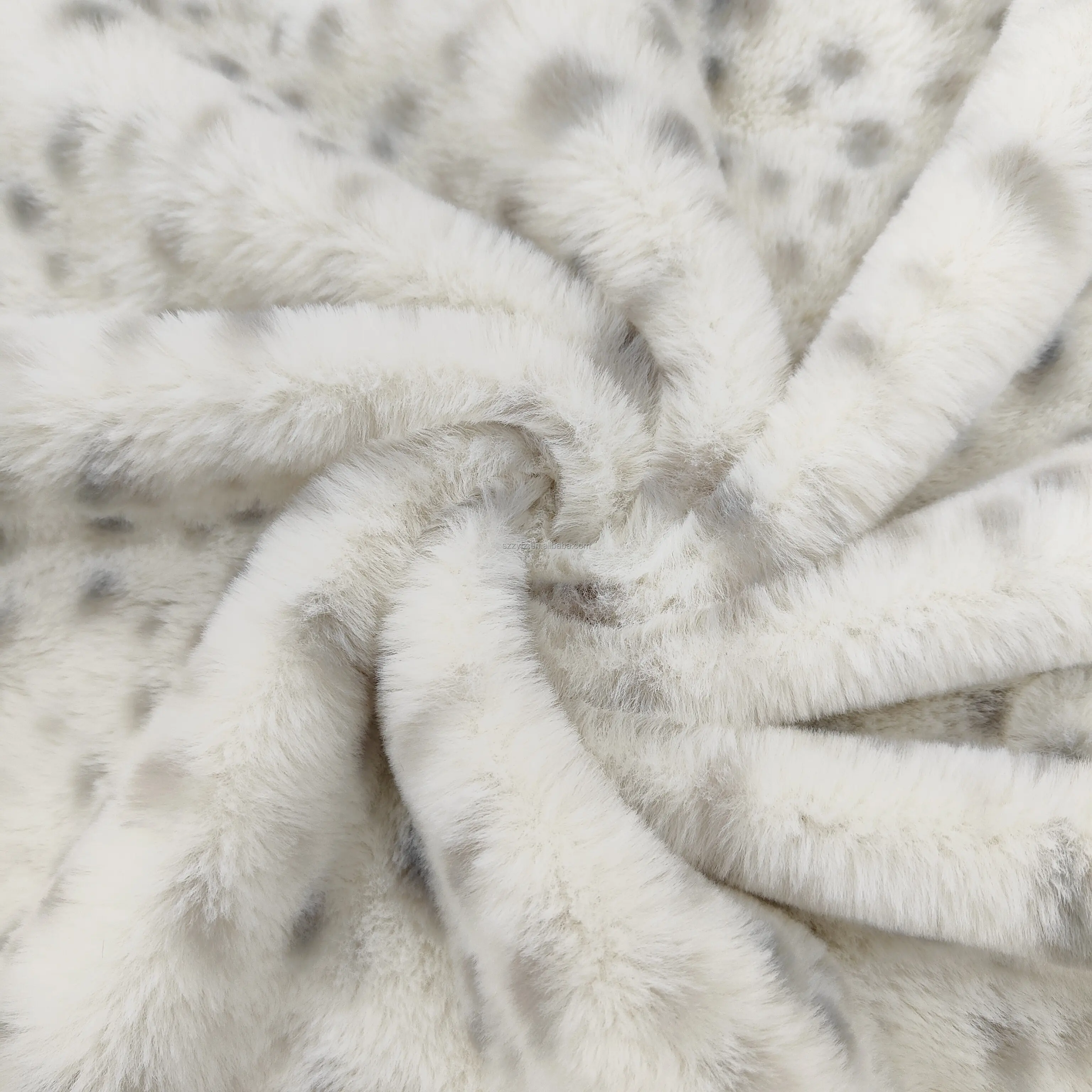 High Quality Fabric Animal Spot Pattern Animal Dots Print Flannel Fleece Leopard Spots Sherpa Plush Fabric