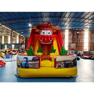 Grand toboggan gonflable à thème automobile pour l'intérieur et l'extérieur, toboggan aquatique gonflable pour enfants et adultes, jeux gonflables, jeux de fête amusants - Product Image 3