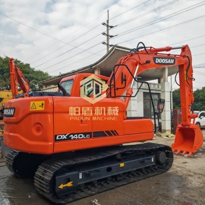 รถขุด Doosan DX140LC-9C แท้ 14 ตัน รถขุดตีนตะขาบ สภาพดี รถขุดมือสอง Doosan DX140LC-9C - Product Image 1