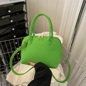 Automne et hiver nouvelle mode simple sac à bandoulière décontracté sac à bandoulière en feutre rhombique - Product Image 3