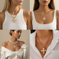 Collier croix multi-brins doré avec perles, pendentif en alliage martelé, chaîne superposée, bijoux pour femme, style gothique vintage