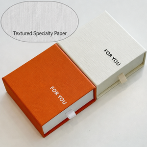 Boîte à bijoux en carton écologique personnalisée par le fabricant avec logo estampé à chaud pour l'emballage de bagues, colliers, boucles d'oreilles, mariage - Product Image 3
