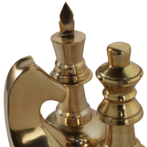 Scultura di pezzo degli scacchi, ornamento per la casa e l'ufficio, finitura oro, statua decorativa per mensole e tavolini da caffè. - Product Image 6