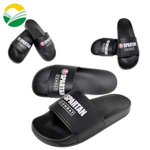 पुरुष स्लाइड पीवीसी जूते चप्पल में 2023 कस्टम मुद्रित लोगो के साथ सैंडल पुरुषों स्लाइड काले - Product Image 1