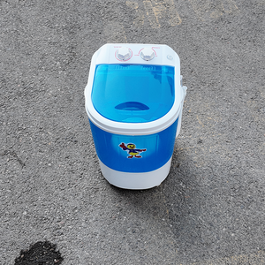 Mini-laveuse portable semi-automatique la plus vendue pour la maison, idéale pour chaussettes, bébés et enfants, avec drain en plastique, vente en gros - Product Image 4