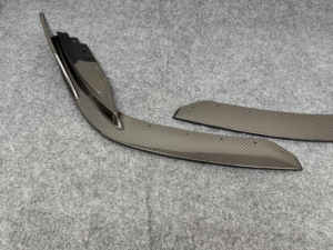 Parachoques de coche de fibra de carbono Real de venta de agujeros para labios delanteros F91 F92 F93 M8 PT - Product Image 3