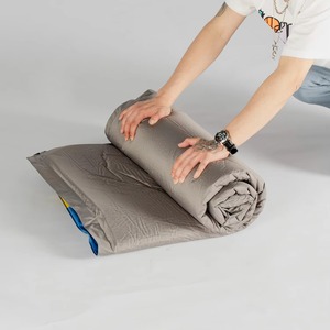 Matelas pneumatique <span class=keywords><strong>de</strong></span> <span class=keywords><strong>camping</strong></span> extérieur auto-gonflant, épais, résistant à l'humidité, imperméable, léger, durable, portable, <span class=keywords><strong>tapis</strong></span> <span class=keywords><strong>de</strong></span> <span class=keywords><strong>sol</strong></span> pour tente, pour dormir - Product Image 6