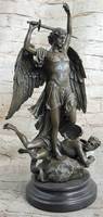 Sculpture d'art métallique classique, statue de Saint Michel Archange en bronze grandeur nature à vendre