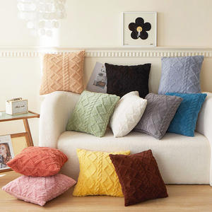 <span class=keywords><strong>Housse</strong></span> de coussin décorative douce de haute qualité pour la maison, taie d'oreiller en peluche 43x43CM, taie d'oreiller géométrique en fausse fourrure - Product Image 4