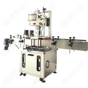 Ligne de production automatique de haute précision pour le conditionnement et le bouchage de shampooing à l'<span class=keywords><strong>alcool</strong></span> <span class=keywords><strong>isopropylique</strong></span> médical de 50 à 1000 ml avec moteur à engrenages et fixation à quatre roues - Product Image 6