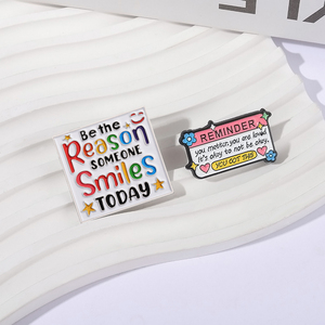 Sming Pins Sea <span class=keywords><strong>la</strong></span> razón por <span class=keywords><strong>la</strong></span> que alguien sonríe hoy Esmalte Pin Salud mental Está bien no estar bien Broche Insignia de solapa Regalos de joyería - Product Image 1