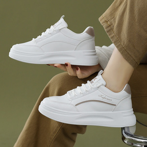 Zapatos Deportivos Casuales Transpirables y Antideslizantes para Mujer LYKU 2026, Tendencia de Moda, Blancos, Planos, Hechos en China, para Otoño/Primavera/Verano - Product Image 6