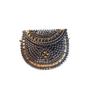 Exquisite Natural MOP Designer Clutch <b>Bag</b> with Removable Metal Chain and Handmade Shell Decoration - Product Image 1