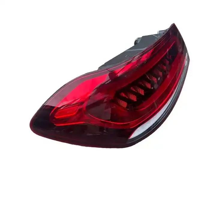 Lámpara trasera LED de coche de Venta caliente para montaje de lámpara trasera X167 GLE