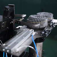 Machine entièrement automatique à grande vitesse pour la fabrication de clous en spirale en caoutchouc