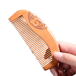 Totem nuage de bon augure style ancien Peigne artisanal en bois naturel pour la teinture des cheveux Accessoire décoratif Masseur de tête - Product Image 4