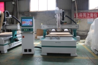 Machine de fraisage CNC 3 axes ATC 1328 1530 pour le bois, système de contrôle Mach3, état d'occasion, moteur d'aspiration d'outils pour le contreplaqué