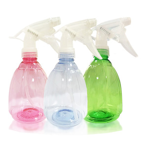 Botella pulverizadora rosa, regadera de 500 ml para plantas, limpieza y uso en el jardín - Product Image 4
