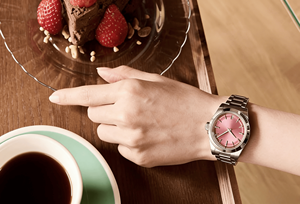 Montre-bracelet mécanique classique pour femme avec index lumineux et bracelet en acier inoxydable pour le bureau, les loisirs et les trajets quotidiens Longinesing - Product Image 3