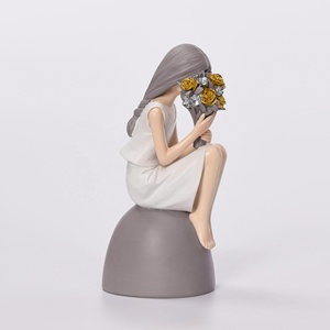 Statuette di Ragazze in Resina Carine per Decorazione Camera da Letto, Accessori <span class=keywords><strong>Moderni</strong></span> per la Casa, Vendita Calda 2024 - Product Image 3
