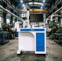 Machine de marquage et de découpe laser à fibre CNC trois axes CORAL HG-G-D20-Z80, configuration de table, refroidissement par air, supports inclus