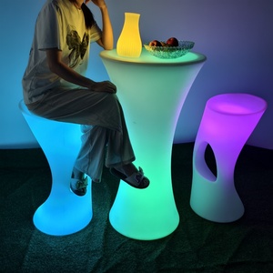 Mesa de <span class=keywords><strong>Bar</strong></span> LED moderna con iluminación Muebles de plástico impermeables para el hogar Bares Hoteles y centros comerciales para fiestas de cóctel - Product Image 4