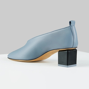 Chaussures à talons hauts pour femme, nouvelle collection printemps-été, en cuir, à bout pointu, talon épais, style polyvalent, pour le travail, de l'usine de chaussures de haute qualité de Dongguan - Product Image 5