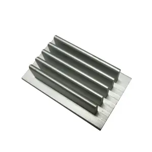 Profilé d'extrusion Dissipateur de chaleur Aileron de refroidissement en alliage d'aluminium 2023 Carton personnalisé chaud GAGNANT Anodisation Carré en alliage d'aluminium 300KG