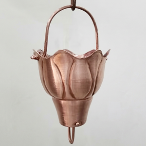 Ornement suspendu en forme de fleur en cuivre, finition brossée faite à la main, décoration de jardin extérieur - Product Image 1