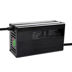 Chargeur rapide pour batteries Li-ion LiFePO4 80V 84V 96V 6A 8A 10A 96.6V 100.8V 92.4V pour vélos électriques, véhicules électriques et batteries de voiture - Product Image 5