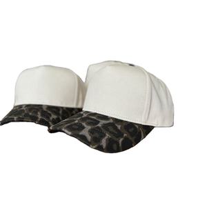 Gorras Lisas al por Mayor con Logotipo Personalizado Bordado, Unisex, de 5 Paneles, Bicolor, Estilo Snapback, Dad Hats, Gorra de Béisbol Vintage Trucker, Dot 100% - Product Image 1