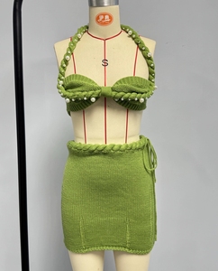 2025 da <span class=keywords><strong>donna</strong></span> con collo appeso in tessuto di perle senza maniche <span class=keywords><strong>abbigliamento</strong></span> da <span class=keywords><strong>donna</strong></span> 2 pezzi camicetta e abiti Set di vestiti - Product Image 5