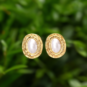 Pendientes de Moda con Incrustaciones de Perlas Ovaladas, Acero Inoxidable 316L, Baño de Oro PVD, Joyería Sostenible y Resistente - Product Image 3