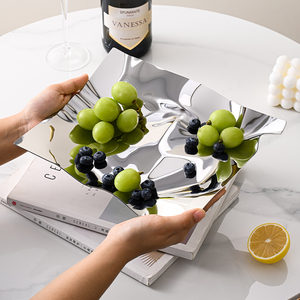 304 Stainless Steel Creative Irregular <b>Snack</b> & Fruit Tray, High-End Wavy Decorative Fruit <b>Plate</b> for Living Room Coffee Table - Product Image 1