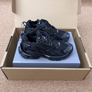 Zapatillas deportivas de malla de nylon negro mate, zapatillas de correr con cordones de lujo, zapatillas casuales para caminar, zapatillas de diseñador de moda para hombre - Product Image 2