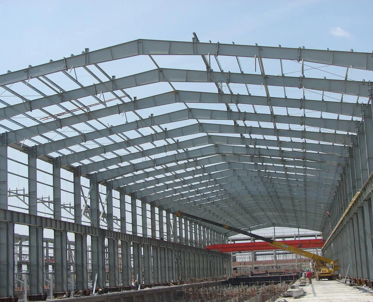 Matériaux de construction en acier doux sur mesure entrepôt préfabriqué en acier à grande portée bâtiment à structure en acier