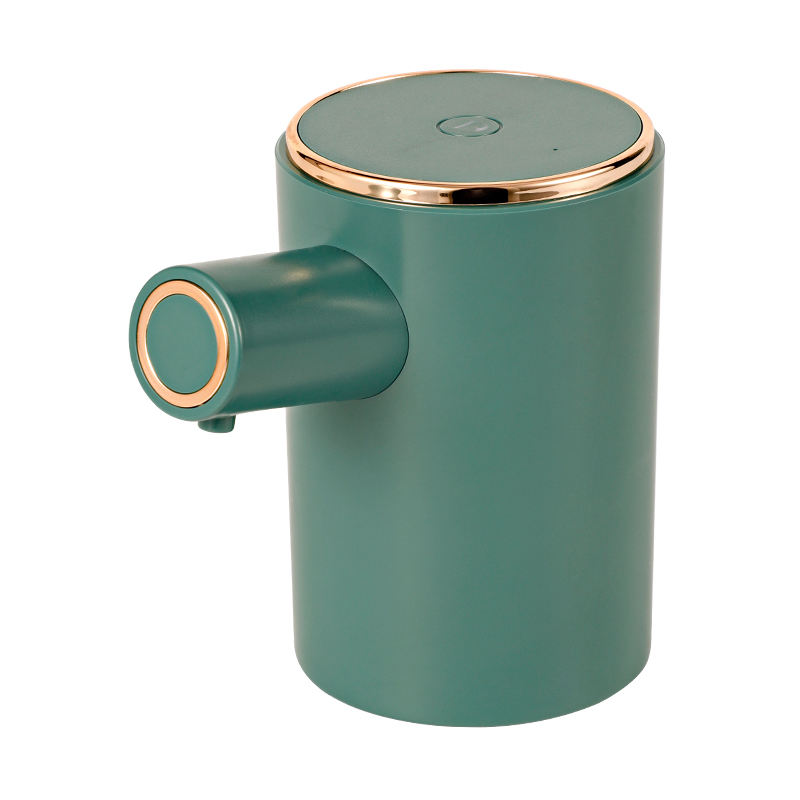 สีเขียว