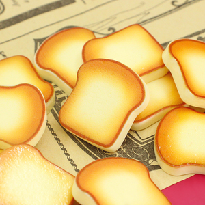 Miniature pain grillé tranche résine flatback cabochon pour album à faire soi-même fabrication de bijoux maison de poupée nourriture charmes - Product Image 1