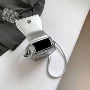 กระเป๋าโกธิคสไตล์ Y2K สำหรับเด็กผู้หญิงย้อนยุคสไตล์ Diablo สไตล์ใยแมงมุมกระเป๋าถือขนาดเล็กทันสมัยสำหรับผู้หญิงแปลกใหม่ทรงโลงศพกระเป๋าเงินฮาโลวีน - Product Image 4