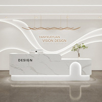 Comptoir de réception pour salon de coiffure Salon de beauté Spa Mobilier Bureau de réception en cercle blanc beige doré Bureau de réception moderne