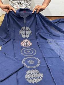 ชุดเดรสอินเดียสำหรับผู้หญิง ชุดคุर्ตาผ้าฝ้าย 3 ชิ้น ลายพิมพ์ดอกไม้ ชุดฤดูร้อนพร้อมผ้าคลุมไหล่และกางเกง ชุดพื้นเมืองแบบดั้งเดิม - Product Image 6