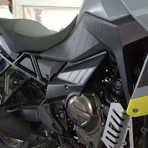 Protector Lateral de Radiador para Motocicleta <span class=keywords><strong>Suzuki</strong></span> <span class=keywords><strong>V</strong></span>-<span class=keywords><strong>Strom</strong></span> <span class=keywords><strong>800</strong></span> DE/SE/RE 2024, Nuevo Kit de Protección del Motor, Deflector Negro/Amarillo - Product Image 4
