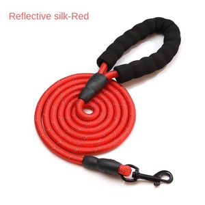 Correa reflectante multicolor para perro, mango cómodo con Material de nailon y decoración de cinta, suministros para mascotas almacenados por <span class=keywords><strong>Amazon</strong></span> - Product Image 5