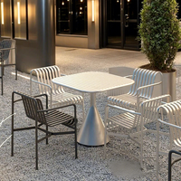 Table de salle à manger extérieure en aluminium durable de qualité supérieure avec chaises empilables, résistante aux intempéries, idéale pour les hôtels et les parcs
