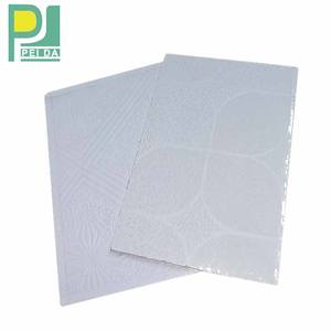 Le trou carré qui respecte l'environnement <span class=keywords><strong>plaque</strong></span> le <span class=keywords><strong>plafond</strong></span> de tuiles du gypse 60X60 <span class=keywords><strong>pour</strong></span> l'immeuble de bureaux - Product Image 1