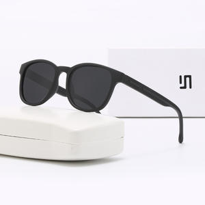 Lunettes de soleil polarisées pour hommes, monture noire, verres TAC, protection UV380, style sport pour la conduite en extérieur - Product Image 4